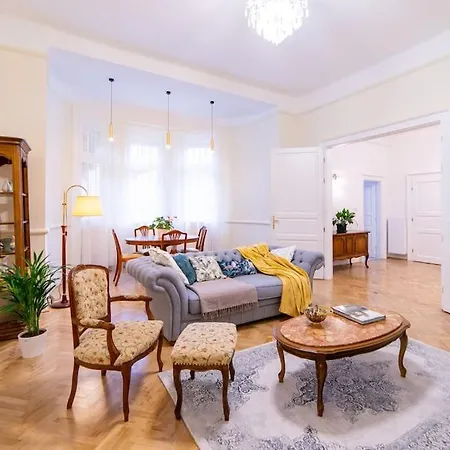 Kastely Apartmán Eger